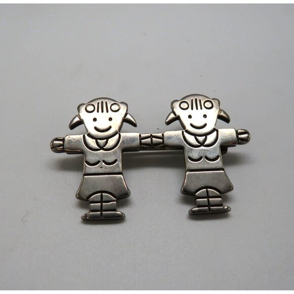 Best Brooch Pendant Twin Girls Sisters Doll 1.75" Silver Tone Pin Vintage - Picture 4 of 12